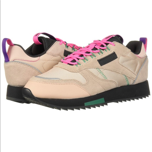 Reebok Women's Classic Leather - Picture 1 of 8